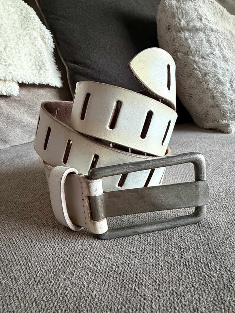 We the Free JONA Belt Distressed Ivory with Silver Buckle